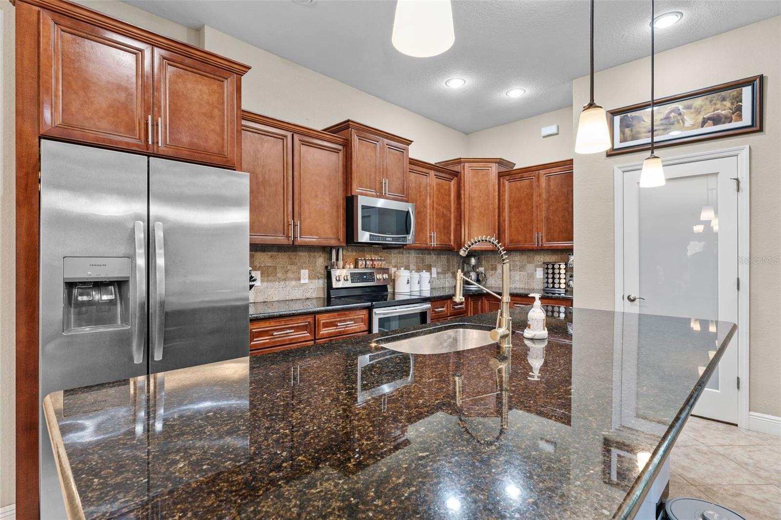 Image 18 of 50 For 8158 Alfred Boulevard