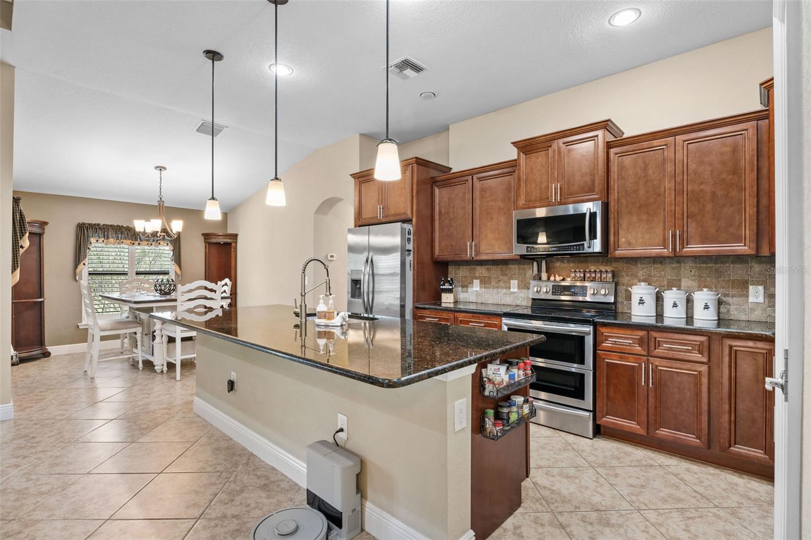 Image 19 of 50 For 8158 Alfred Boulevard