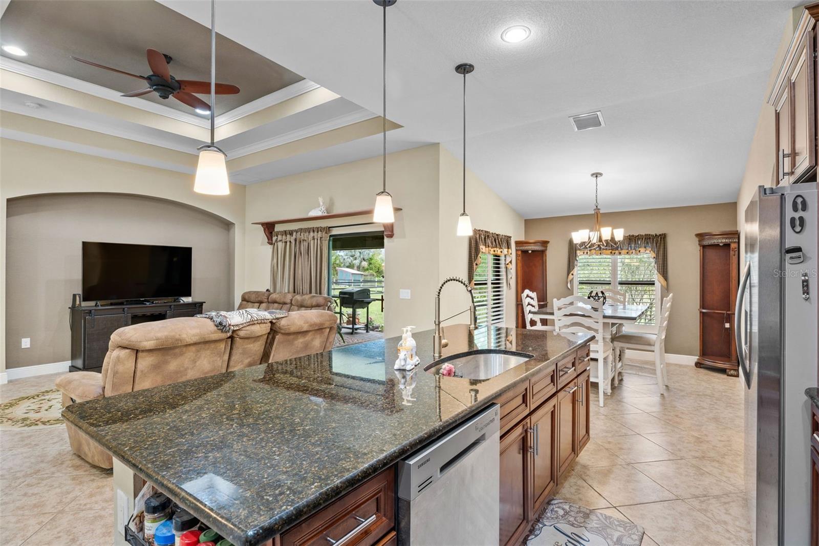 Image 21 of 50 For 8158 Alfred Boulevard