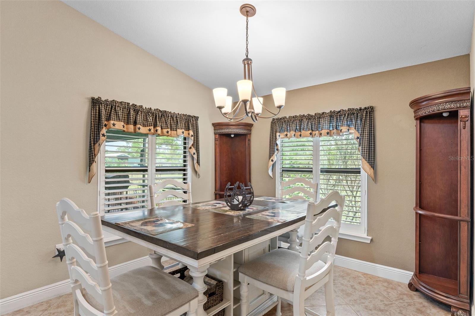 Image 22 of 50 For 8158 Alfred Boulevard