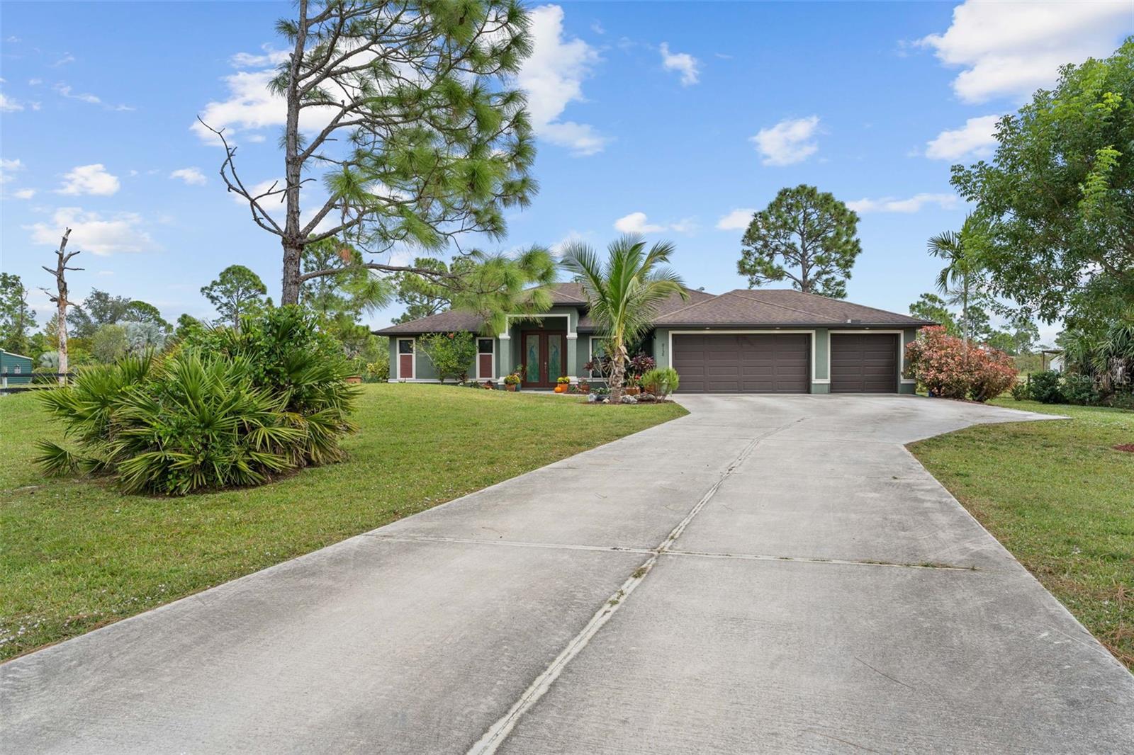 Image 6 of 50 For 8158 Alfred Boulevard