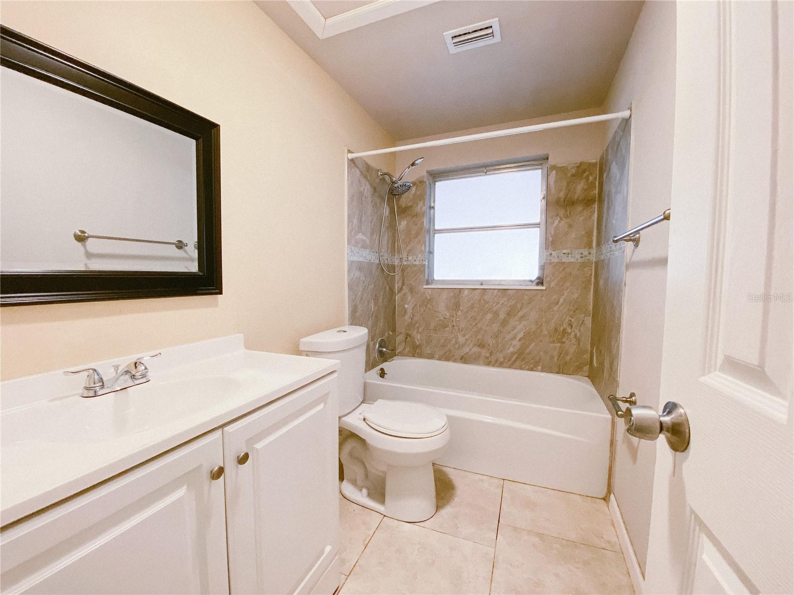 Image 10 of 15 For 2206 Bougainvillea Avenue