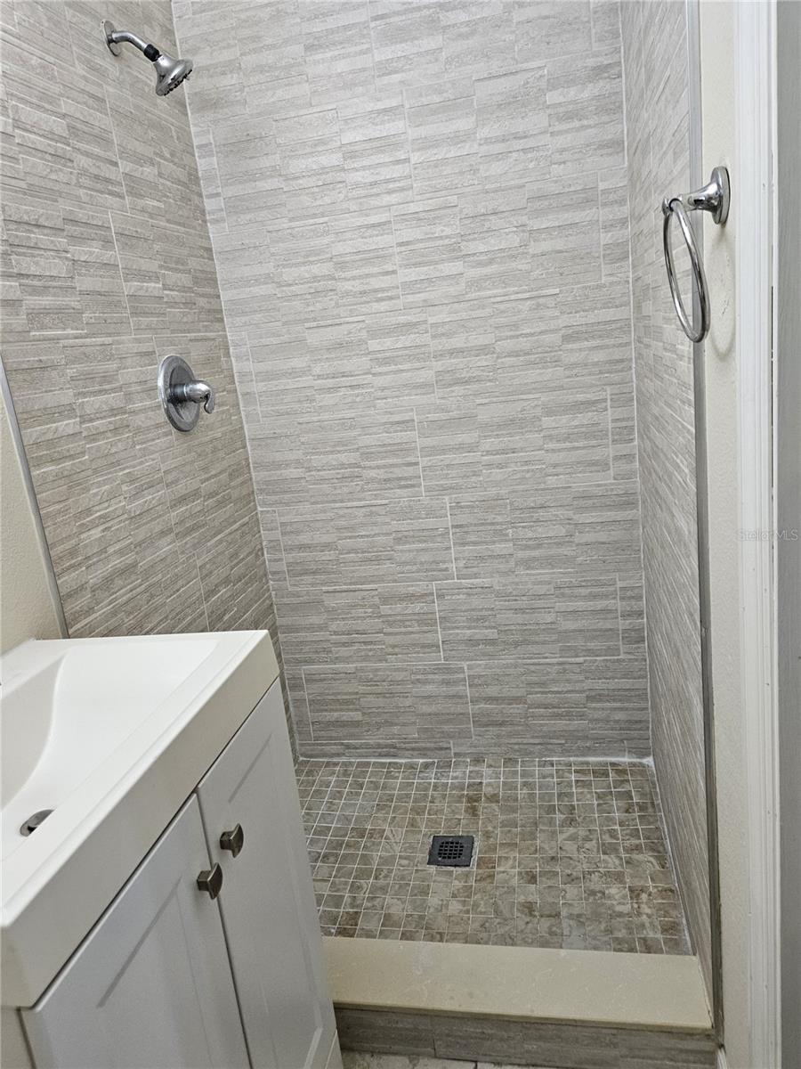 Image 13 of 15 For 2206 Bougainvillea Avenue