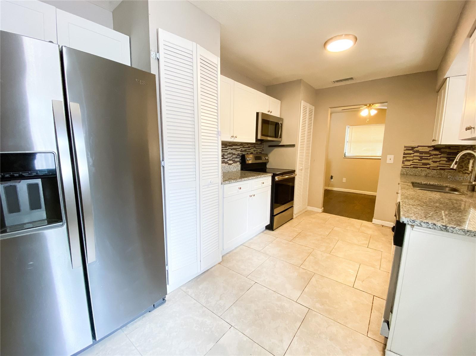 Image 6 of 15 For 2206 Bougainvillea Avenue