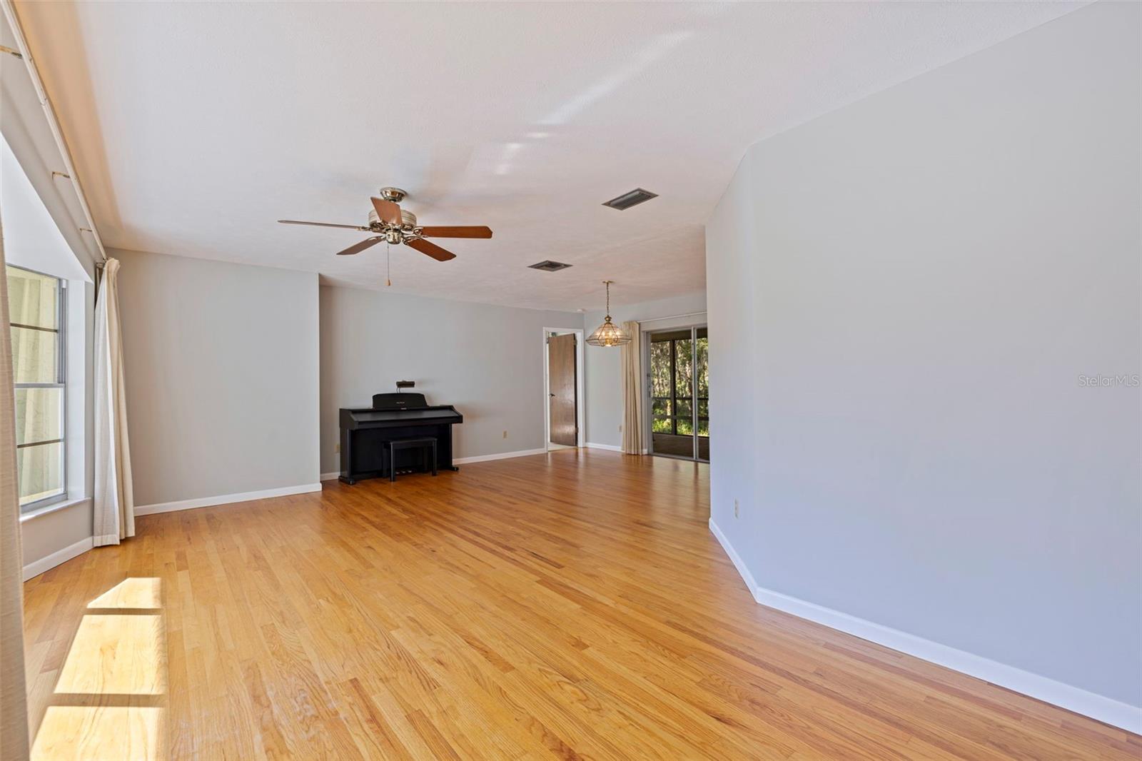 Image 12 of 66 For 8609 Stoner Road