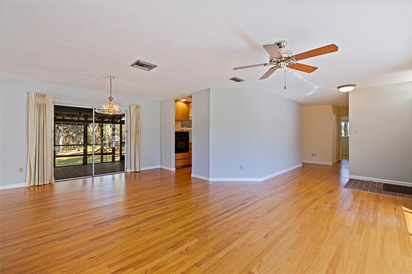 Image 13 of 66 For 8609 Stoner Road