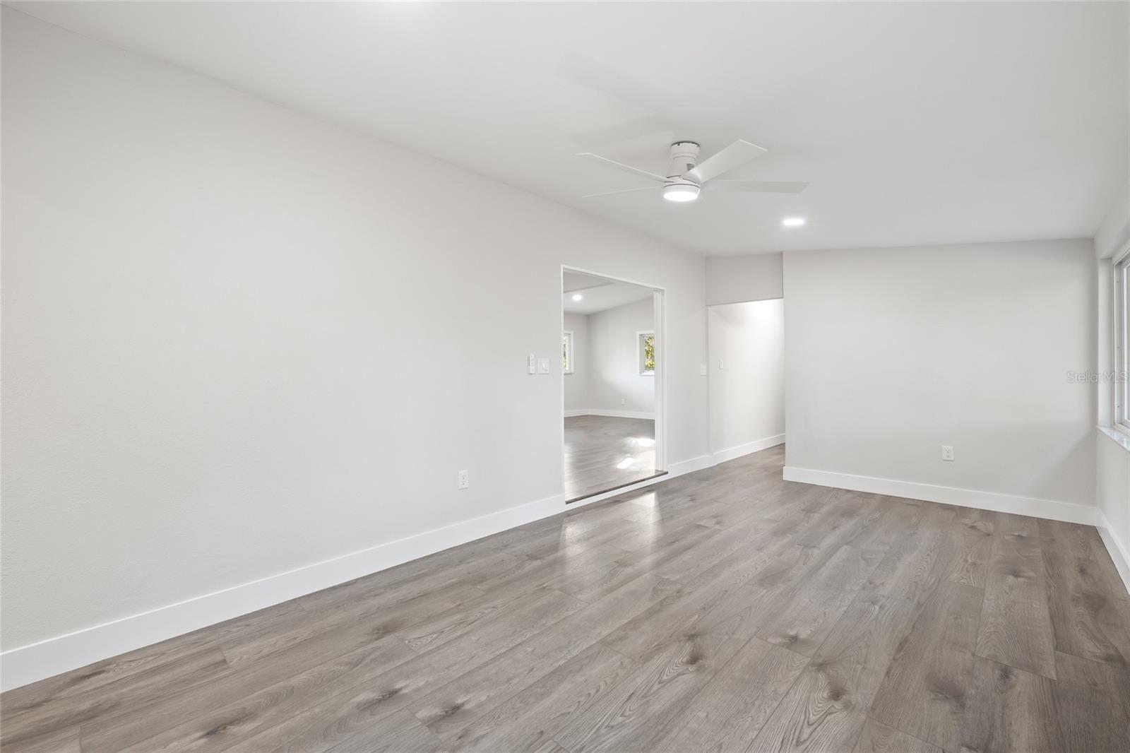 Image 15 of 34 For 110 Mission Hills Avenue