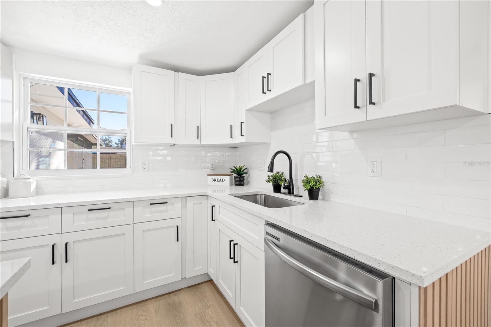 Image 12 of 41 For 7304 Dianne Drive