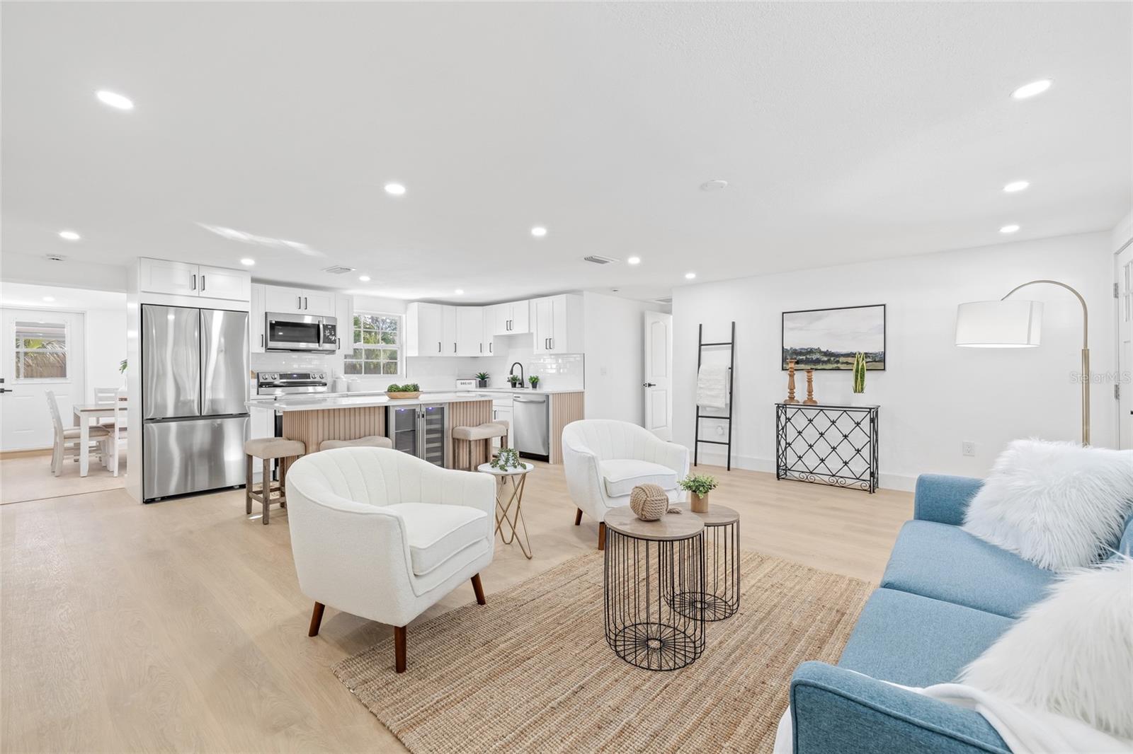 Image 3 of 41 For 7304 Dianne Drive