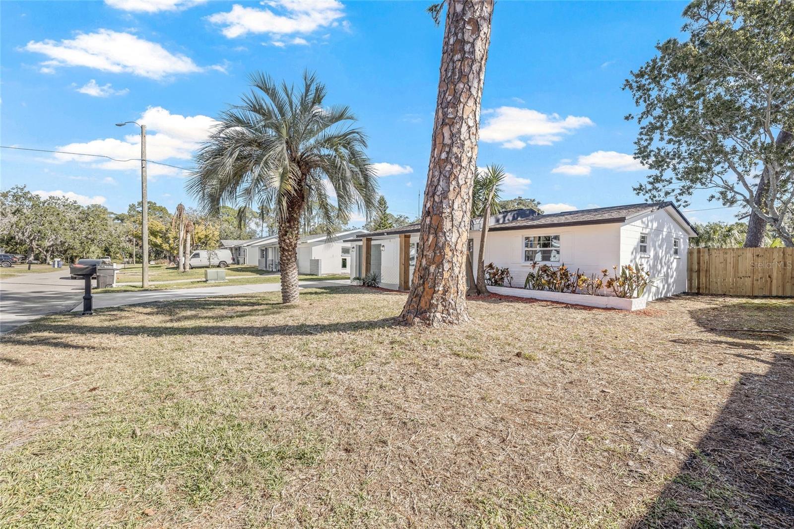 Image 39 of 41 For 7304 Dianne Drive