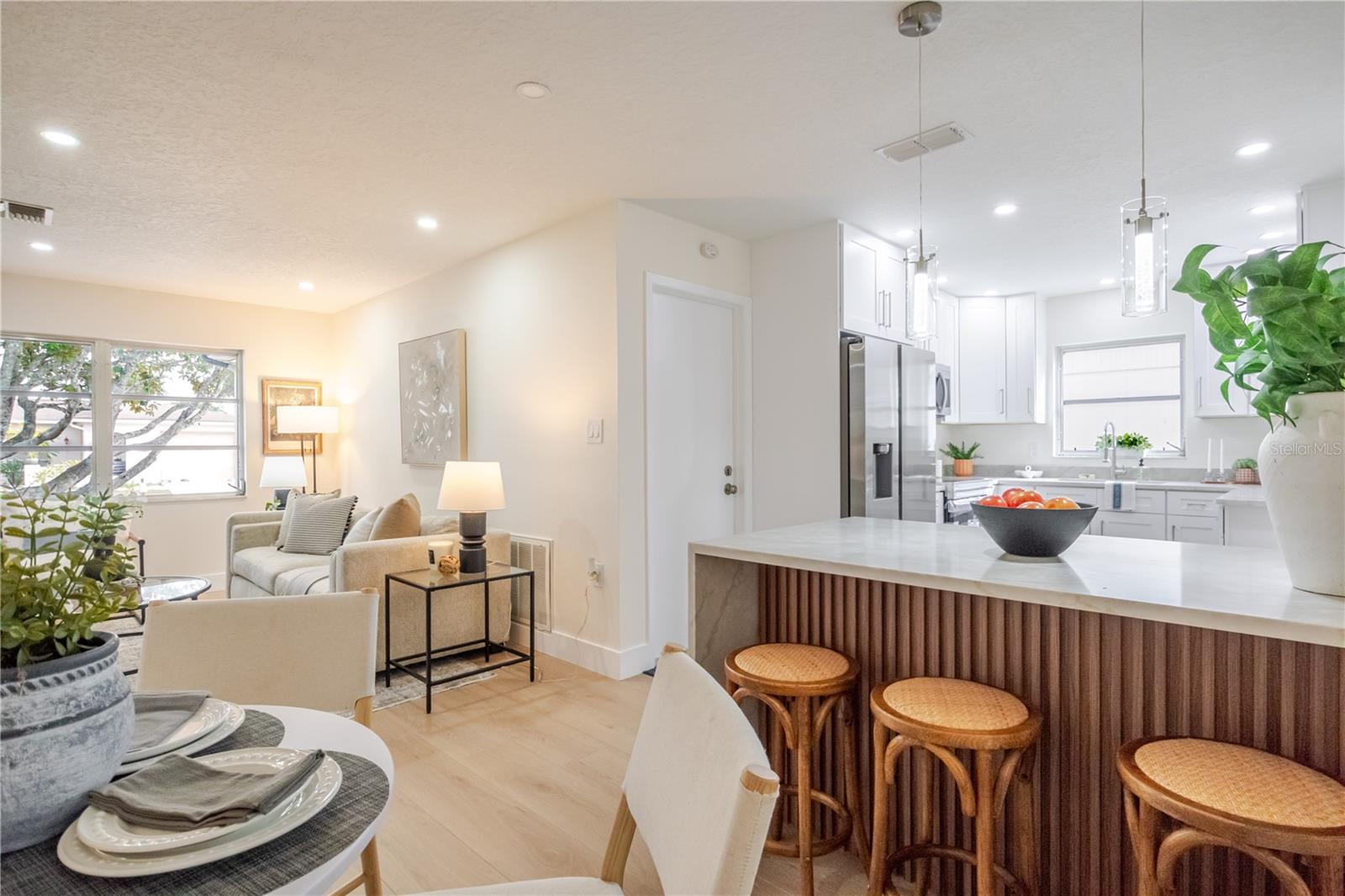 Image 13 of 39 For 9823 Crofton Lane