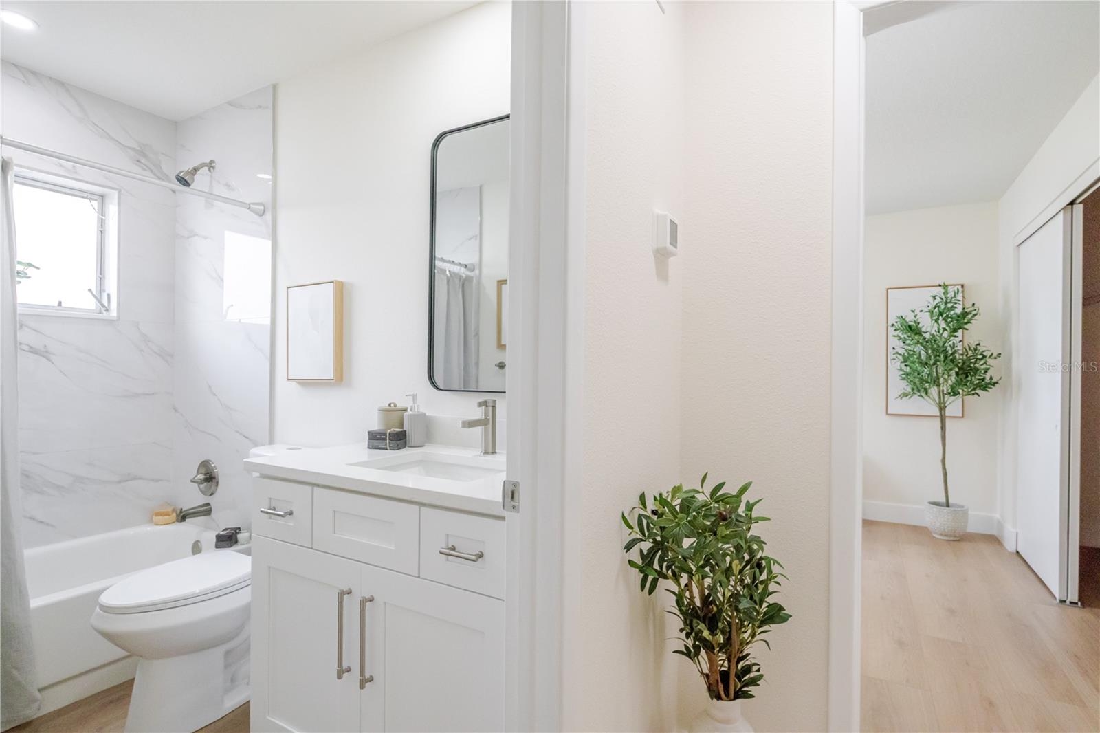 Image 15 of 39 For 9823 Crofton Lane