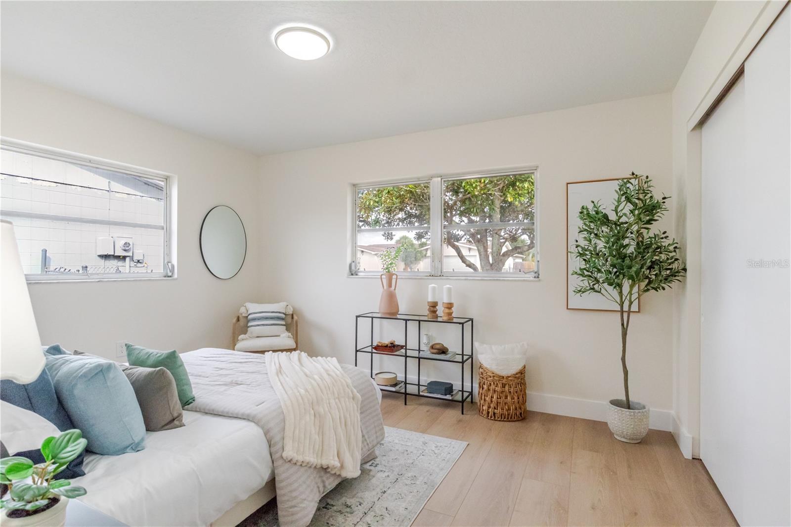 Image 27 of 39 For 9823 Crofton Lane