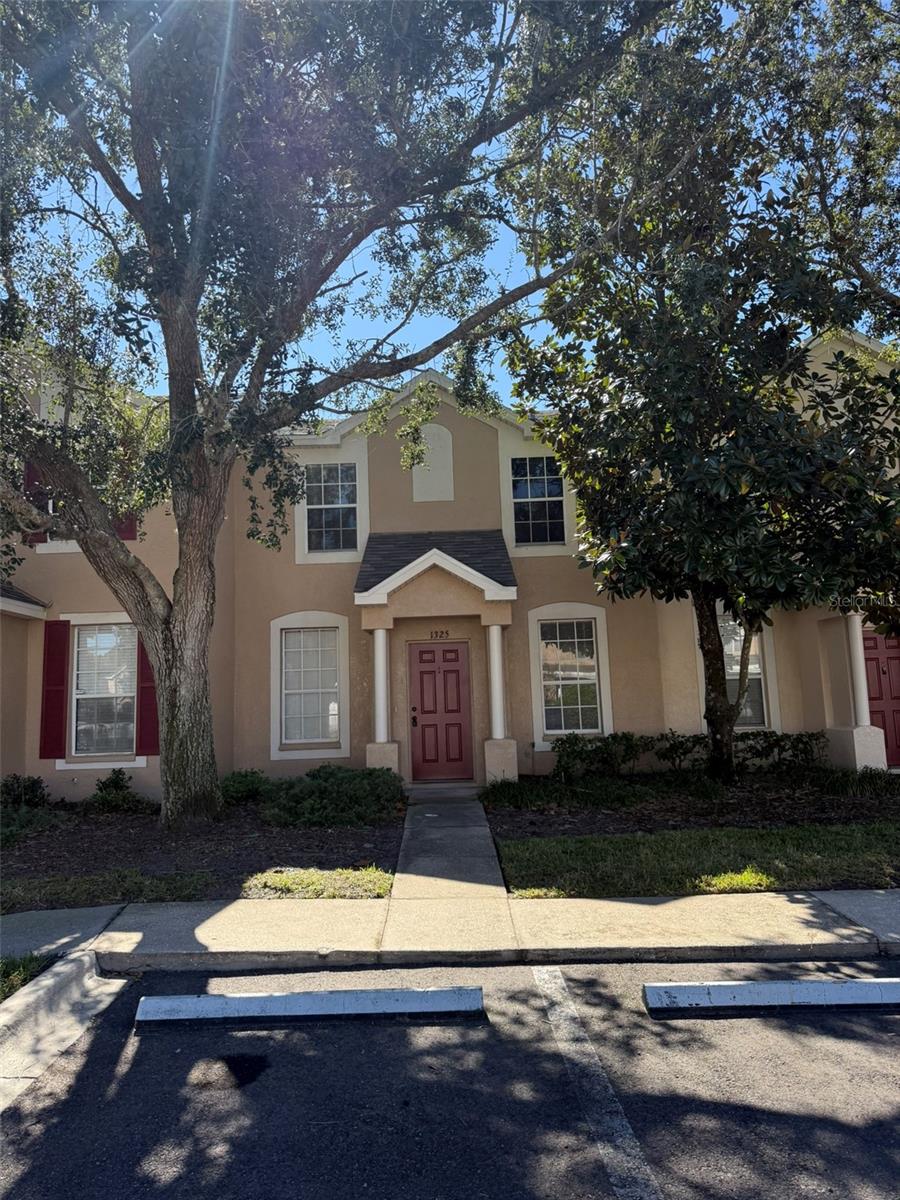 Image 3 of 34 For 1325 Lyonshire Drive