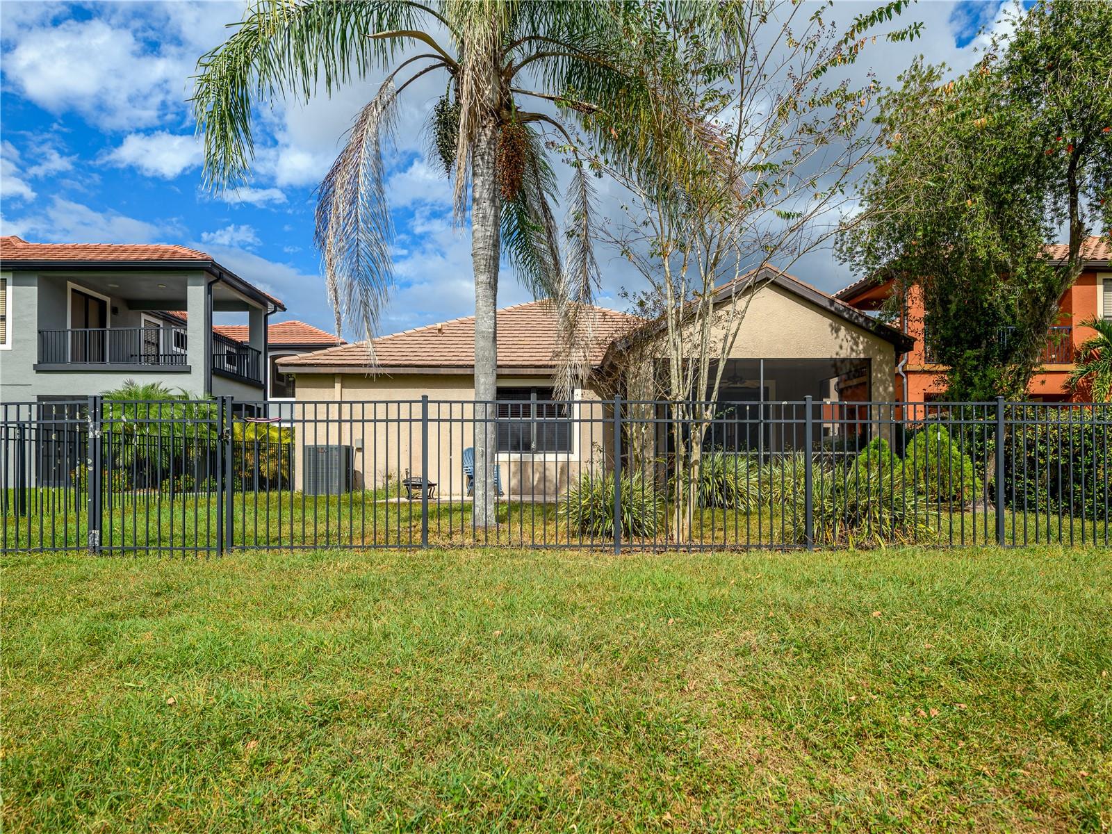 Image 33 of 41 For 8249 Dunham Station Drive