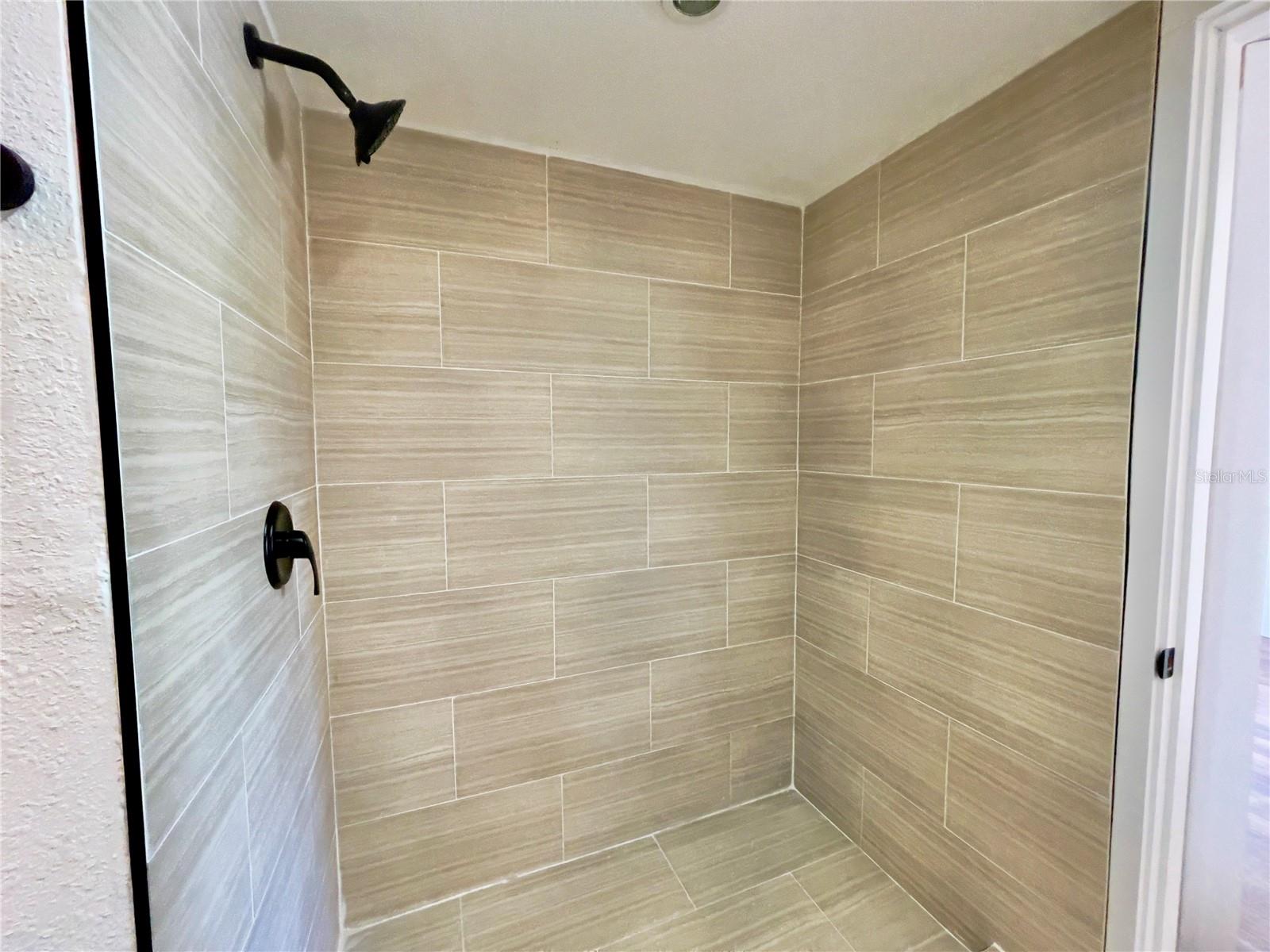 Image 16 of 43 For 7631 46th Way N