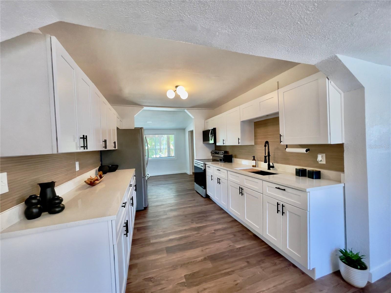 Image 5 of 43 For 7631 46th Way N