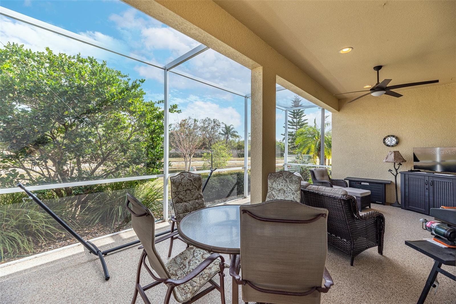 Image 24 of 35 For 1649 Emerald Dunes Drive