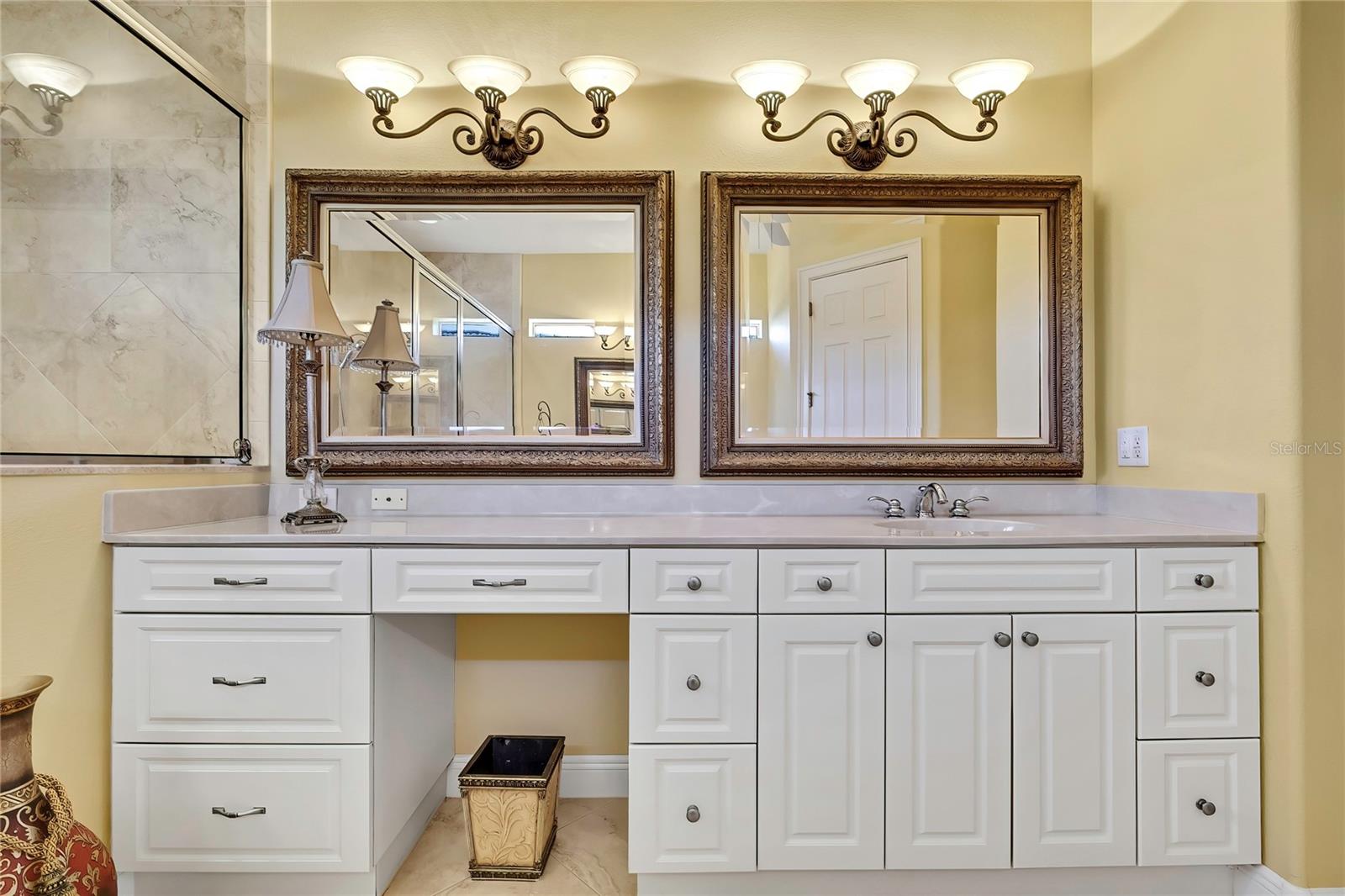 Image 23 of 75 For 8334 Fair Hill Drive