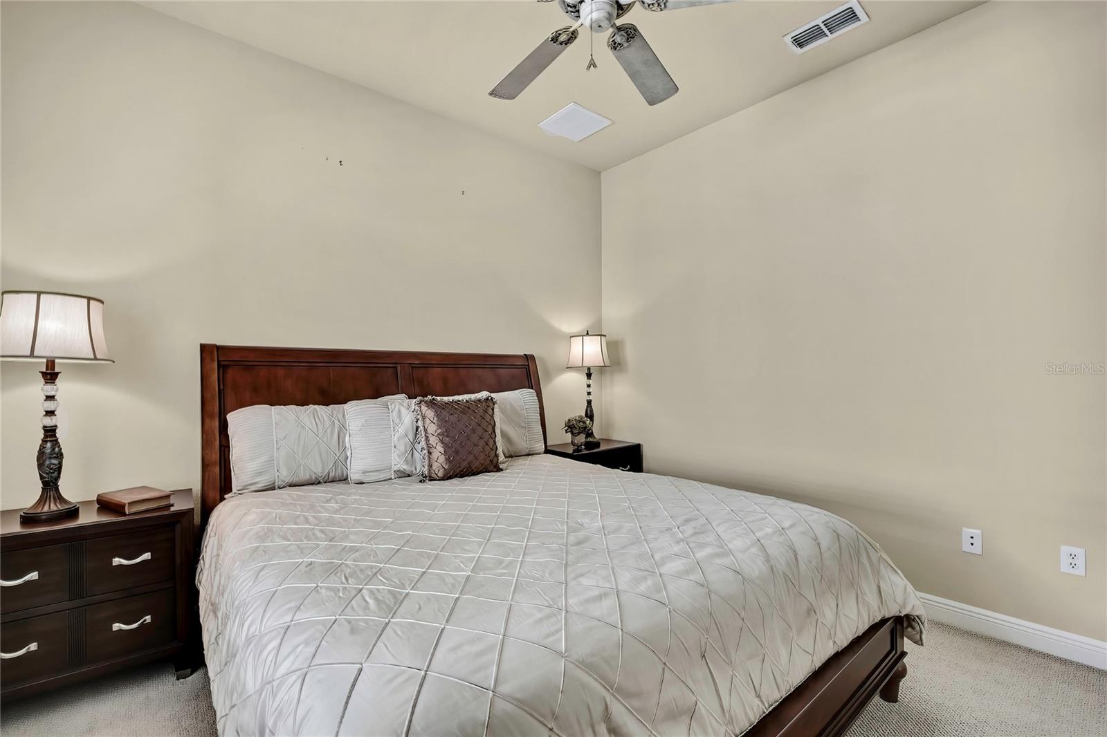 Image 27 of 75 For 8334 Fair Hill Drive