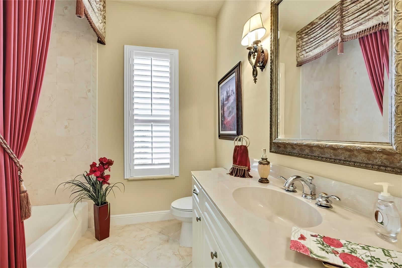 Image 29 of 75 For 8334 Fair Hill Drive