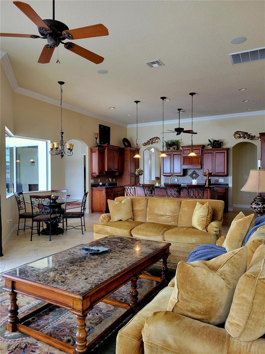 Image 40 of 75 For 8334 Fair Hill Drive