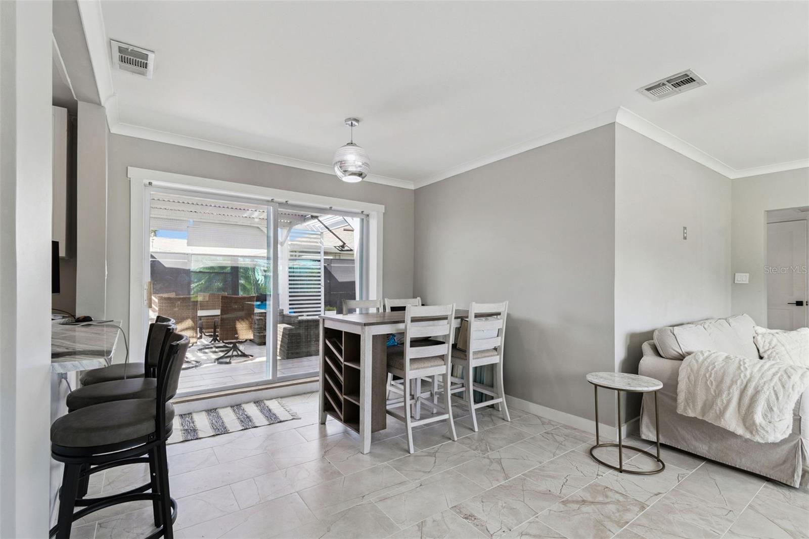 Image 27 of 91 For 760 Bohenia Circle S