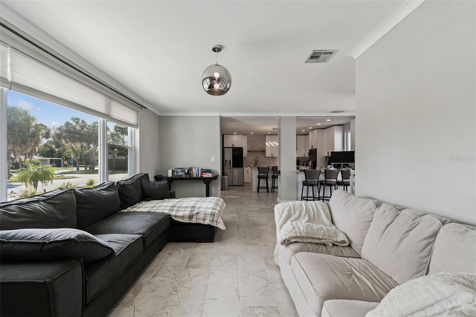 Image 33 of 91 For 760 Bohenia Circle S