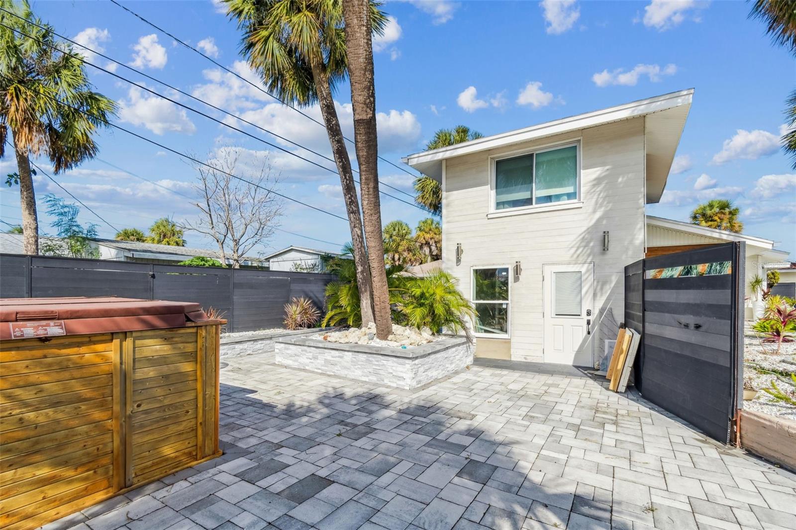 Image 52 of 91 For 760 Bohenia Circle S