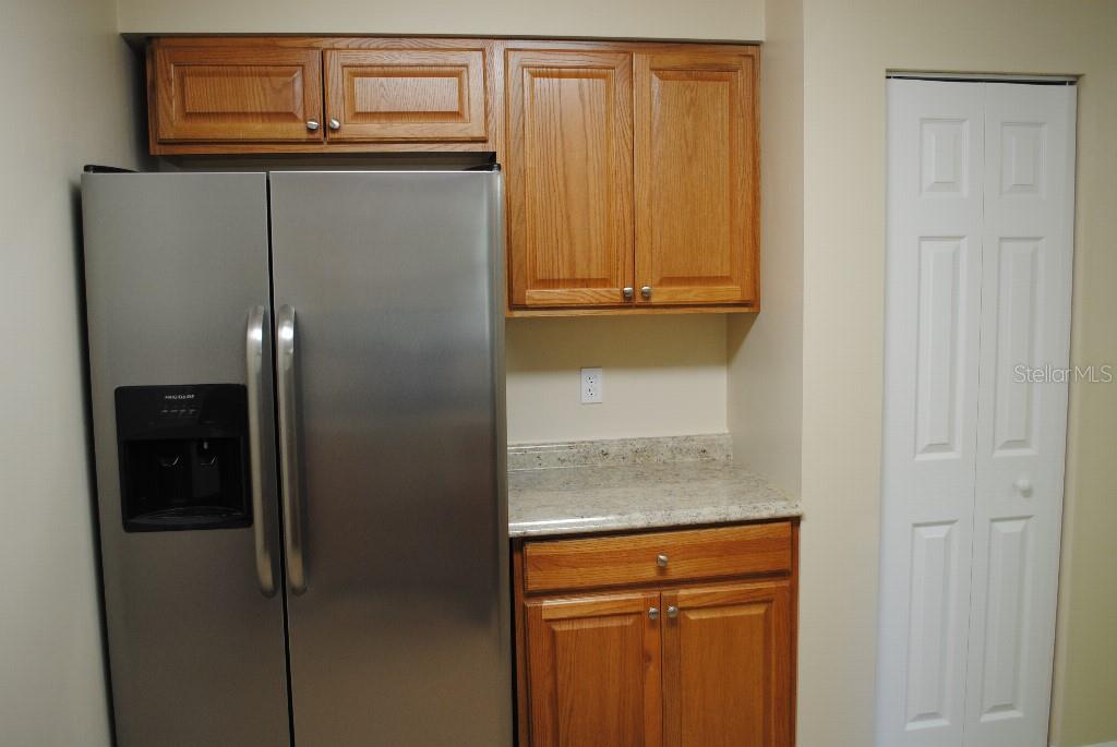 Image 6 of 15 For 2829 40th Place