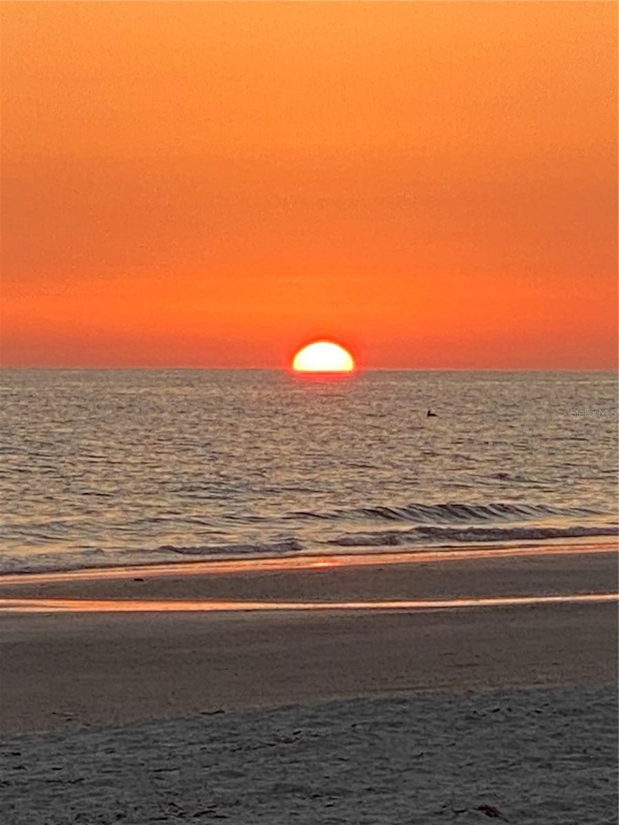 Image 22 of 25 For 13235 Gulf Boulevard 315