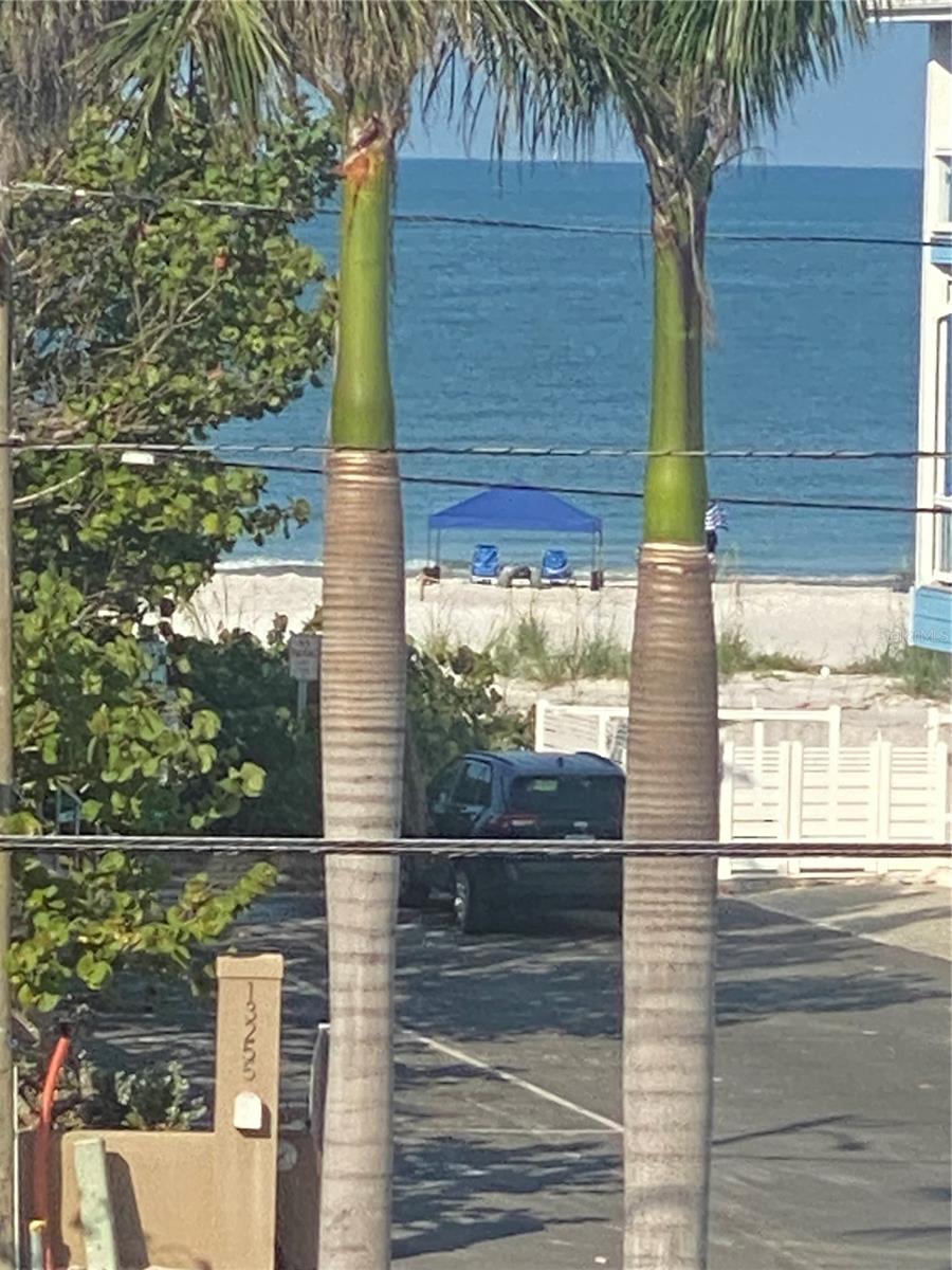 Image 24 of 25 For 13235 Gulf Boulevard 315