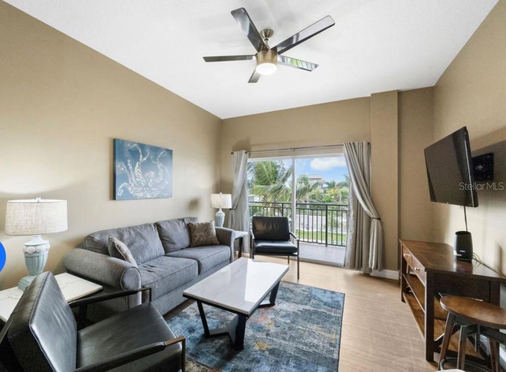 Image 5 of 25 For 13235 Gulf Boulevard 315