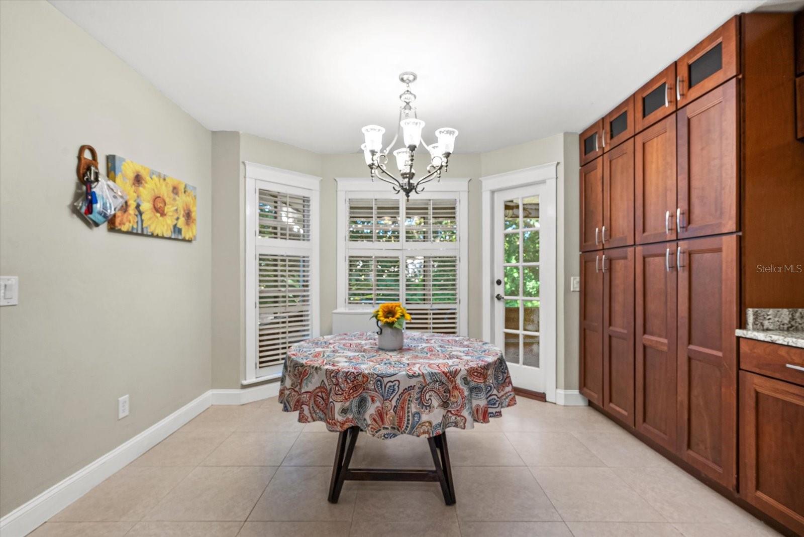 Image 12 of 46 For 16516 Oley Ridge Court