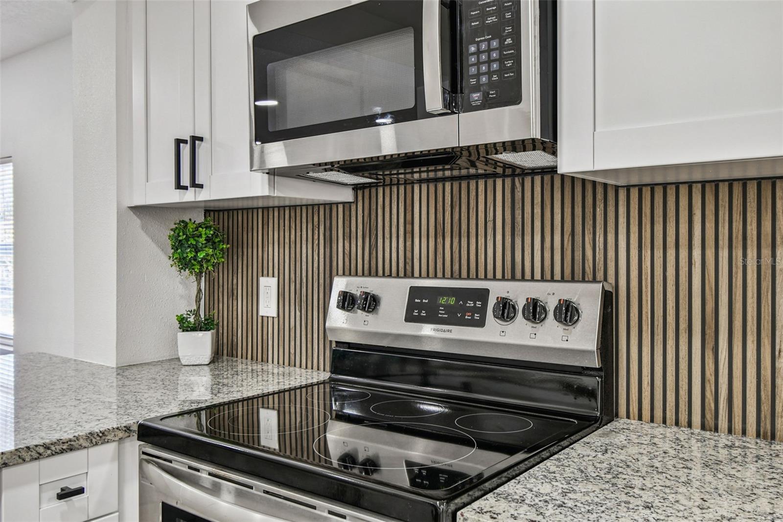 Image 18 of 52 For 7918 Endive Avenue