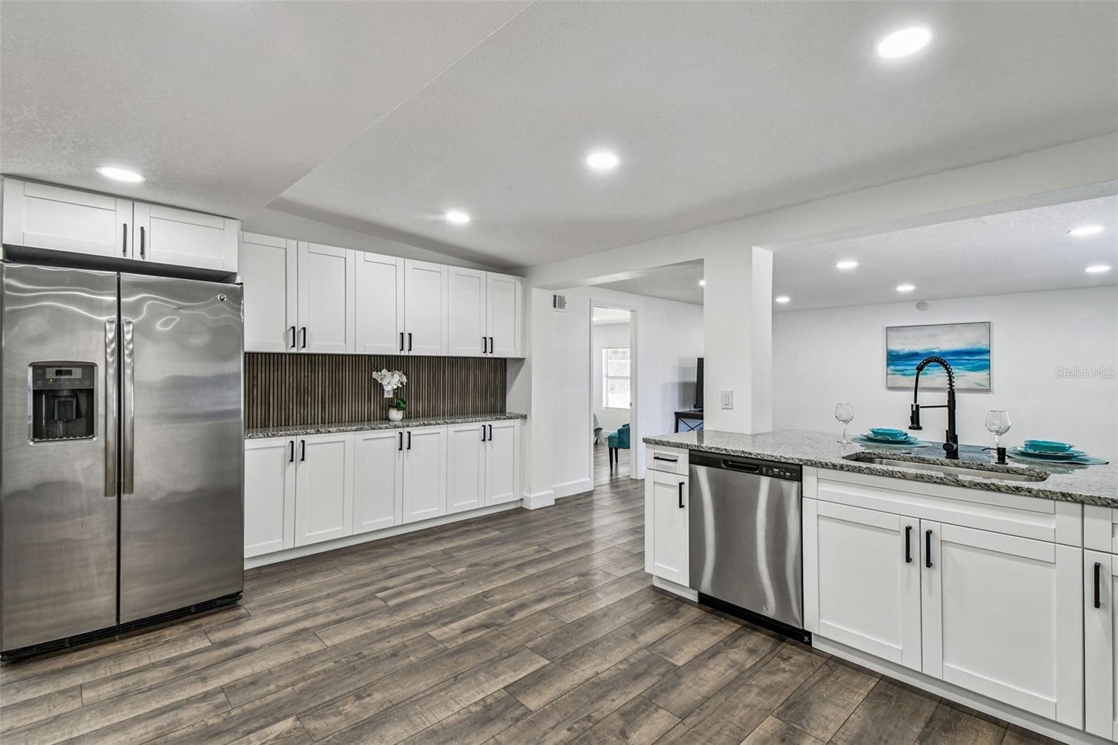 Image 21 of 52 For 7918 Endive Avenue