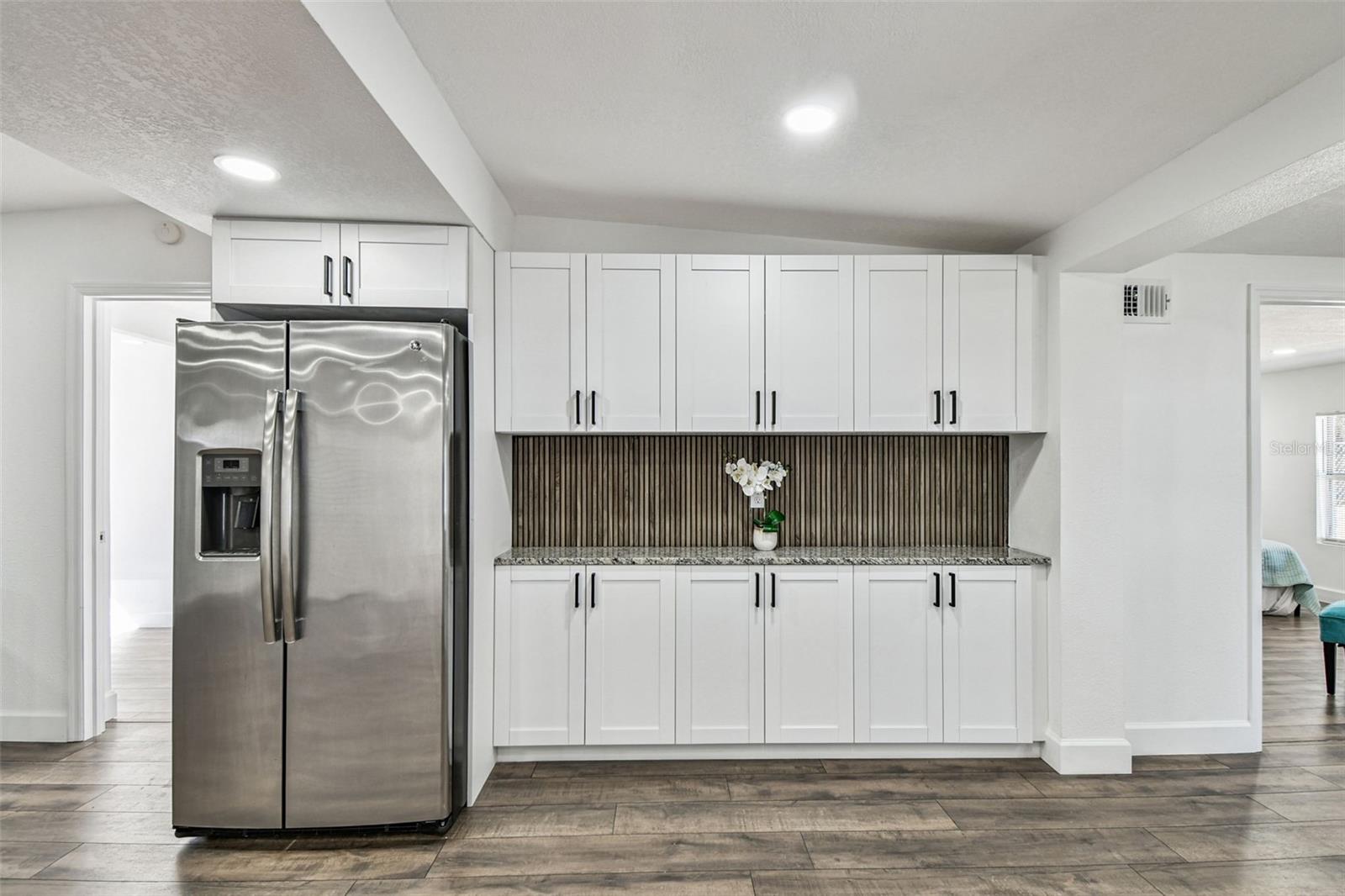 Image 22 of 52 For 7918 Endive Avenue