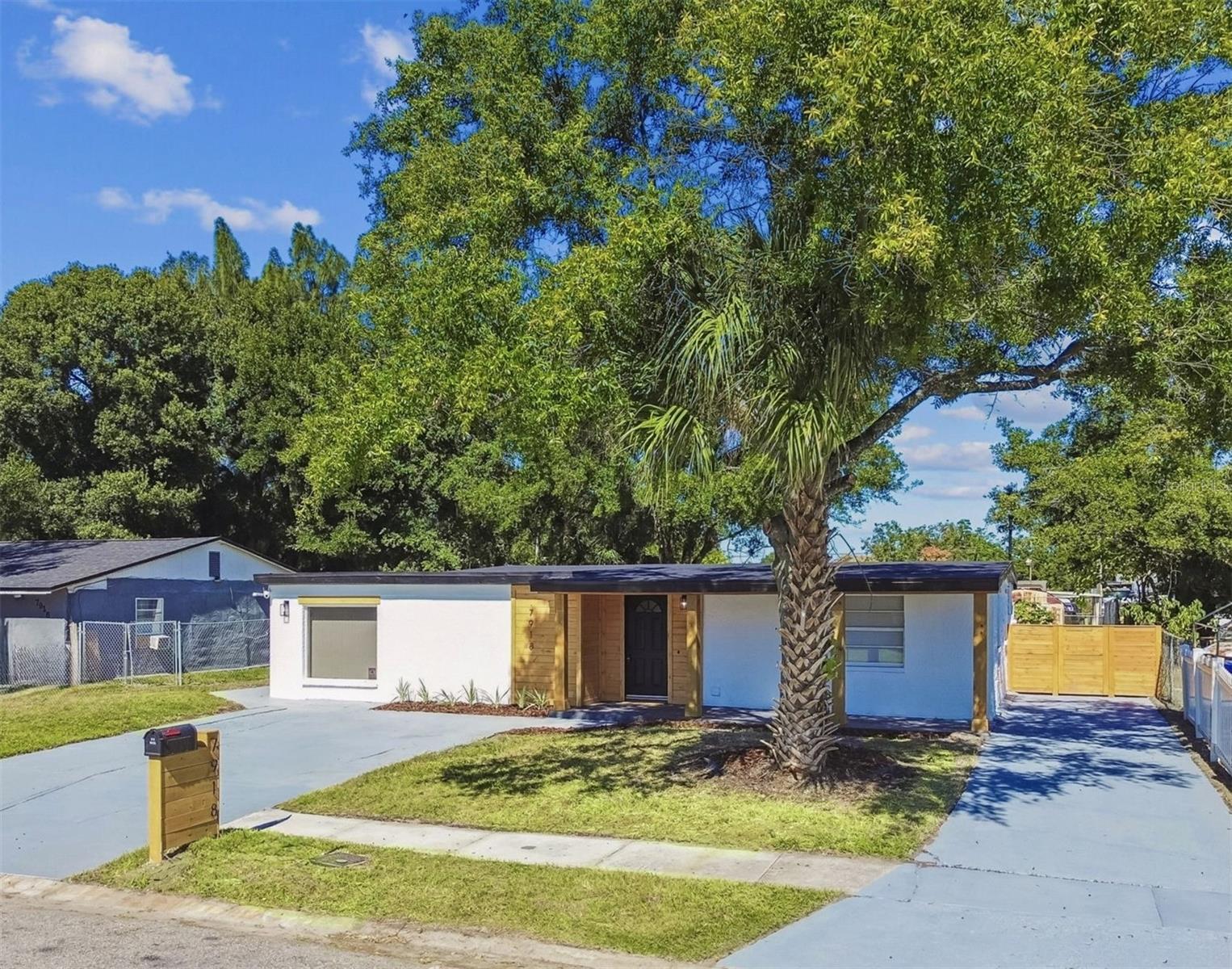 Image 5 of 52 For 7918 Endive Avenue