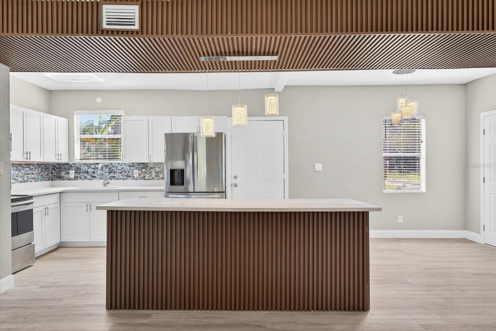 Image 14 of 34 For 1048 Lime Street