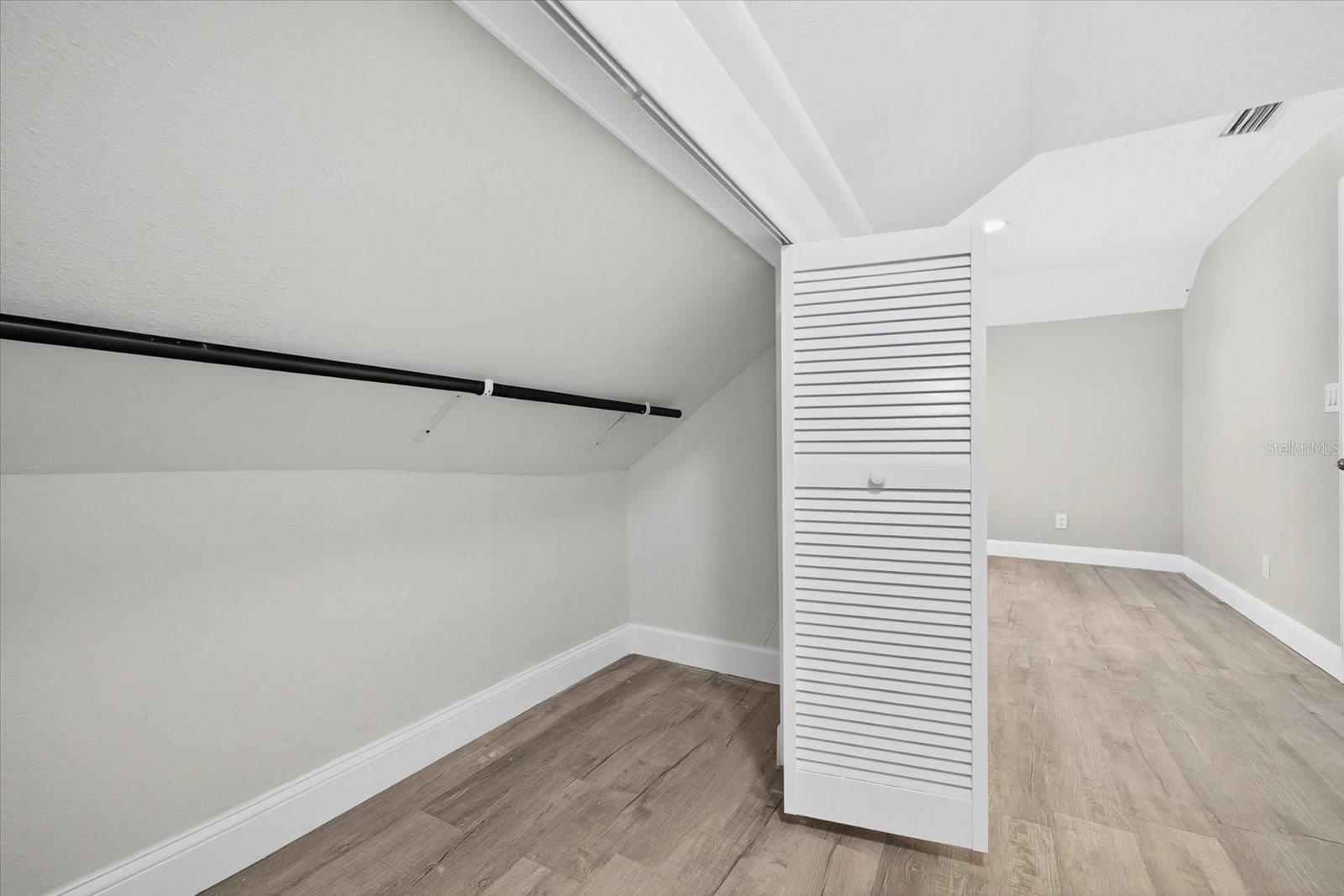 Image 29 of 34 For 1048 Lime Street