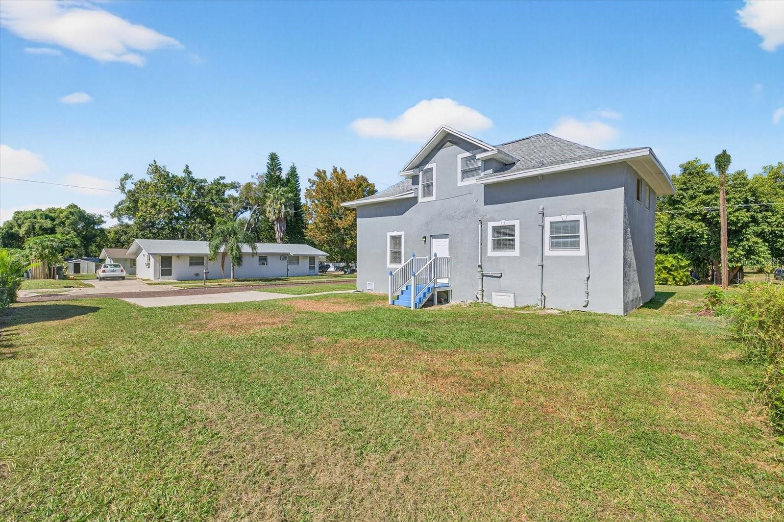 Image 5 of 34 For 1048 Lime Street