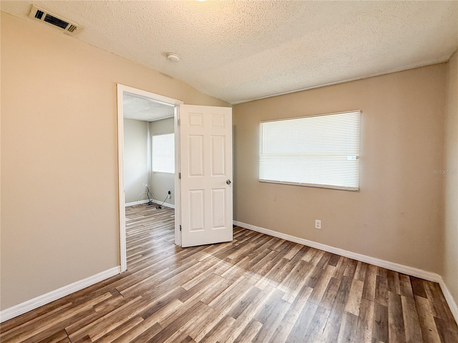 Image 12 of 22 For 4708 18th Avenue