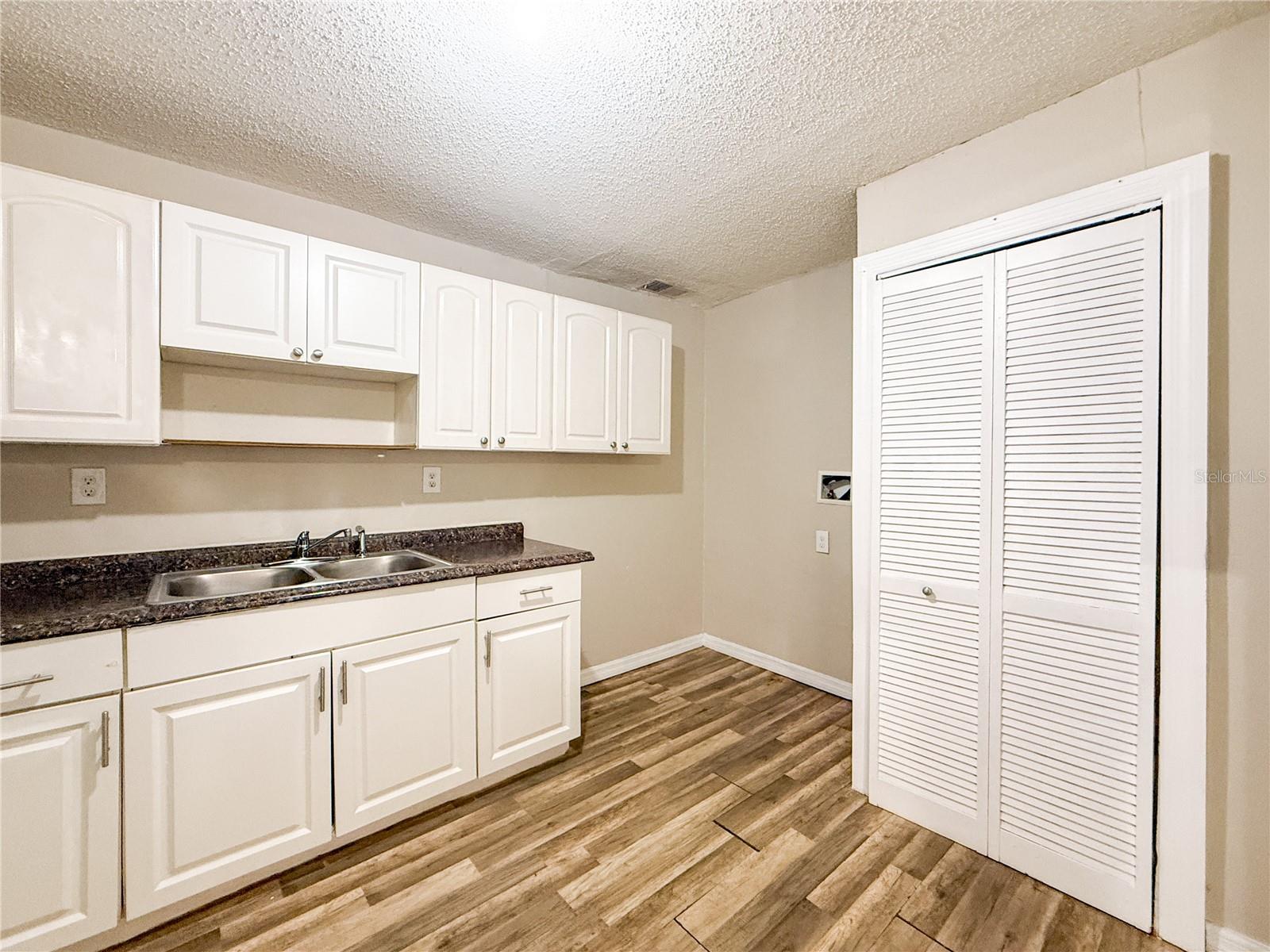 Image 6 of 22 For 4708 18th Avenue