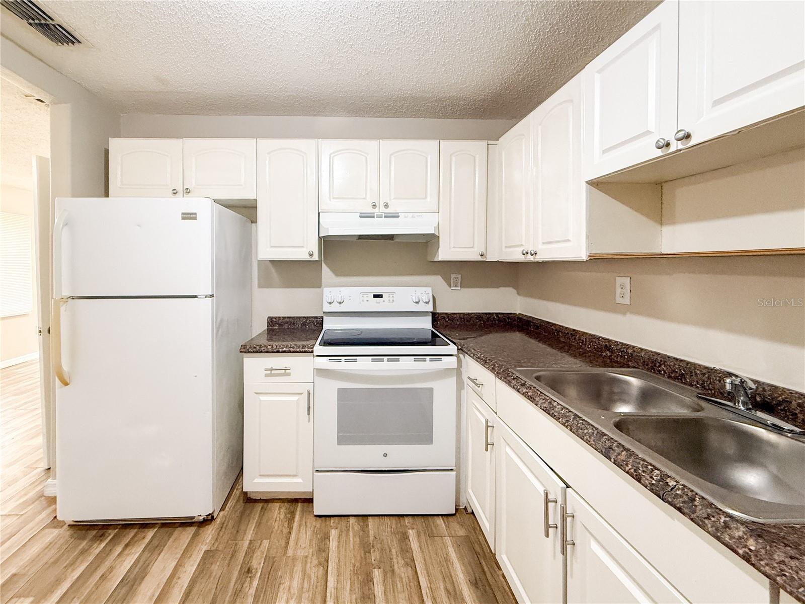 Image 8 of 22 For 4708 18th Avenue