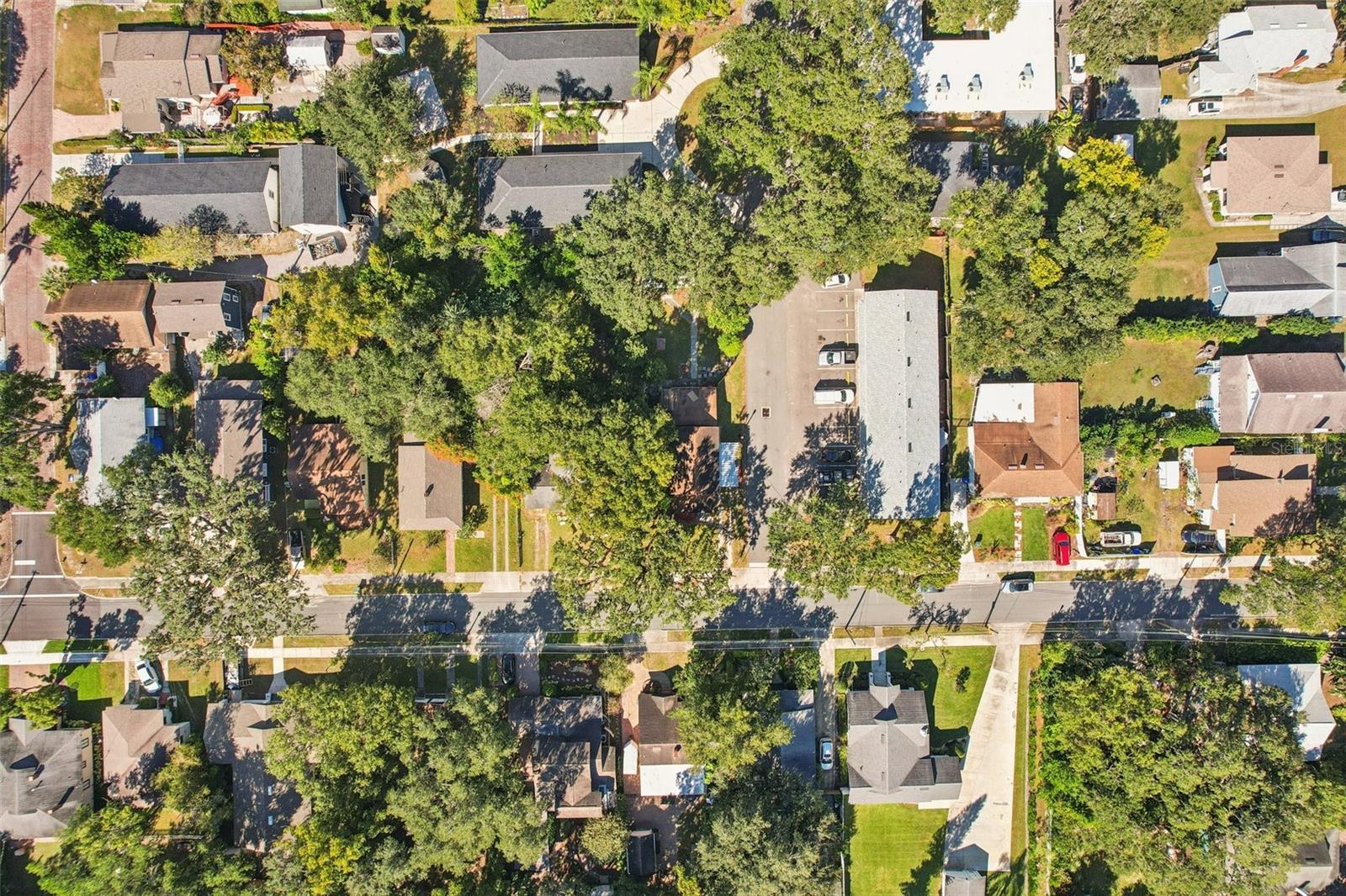 Image 33 of 53 For 924 Vistabula Street