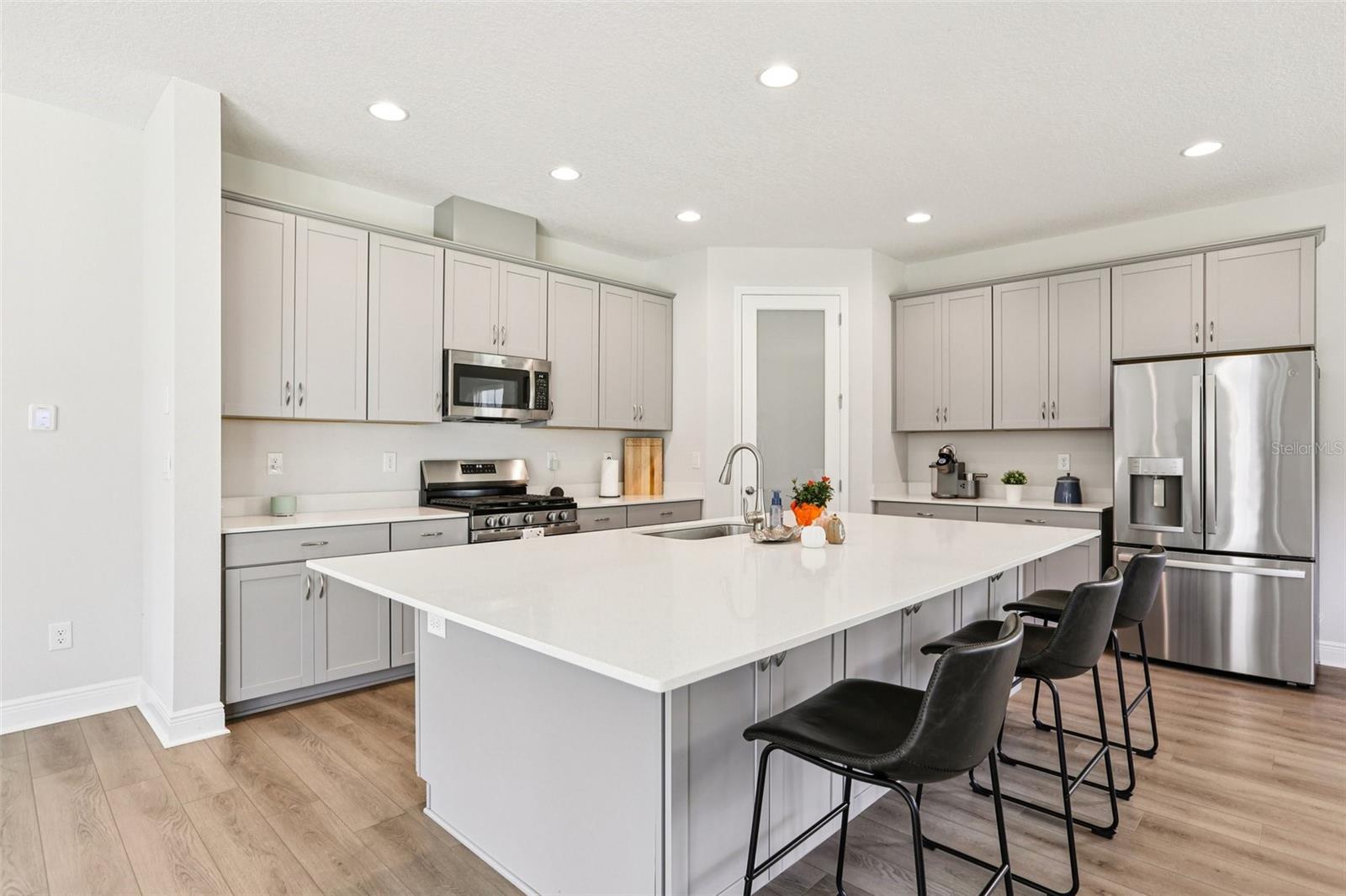 Listing photo id 13 for 14733 Gallop Run Drive