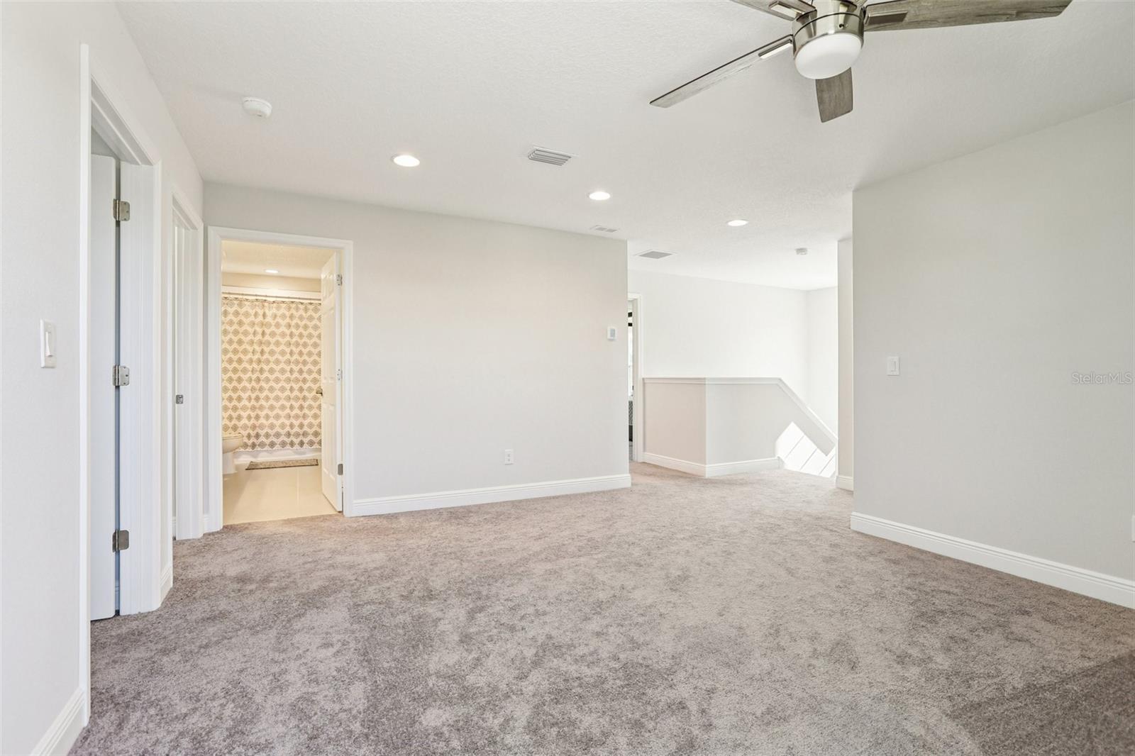 Listing photo id 23 for 14733 Gallop Run Drive