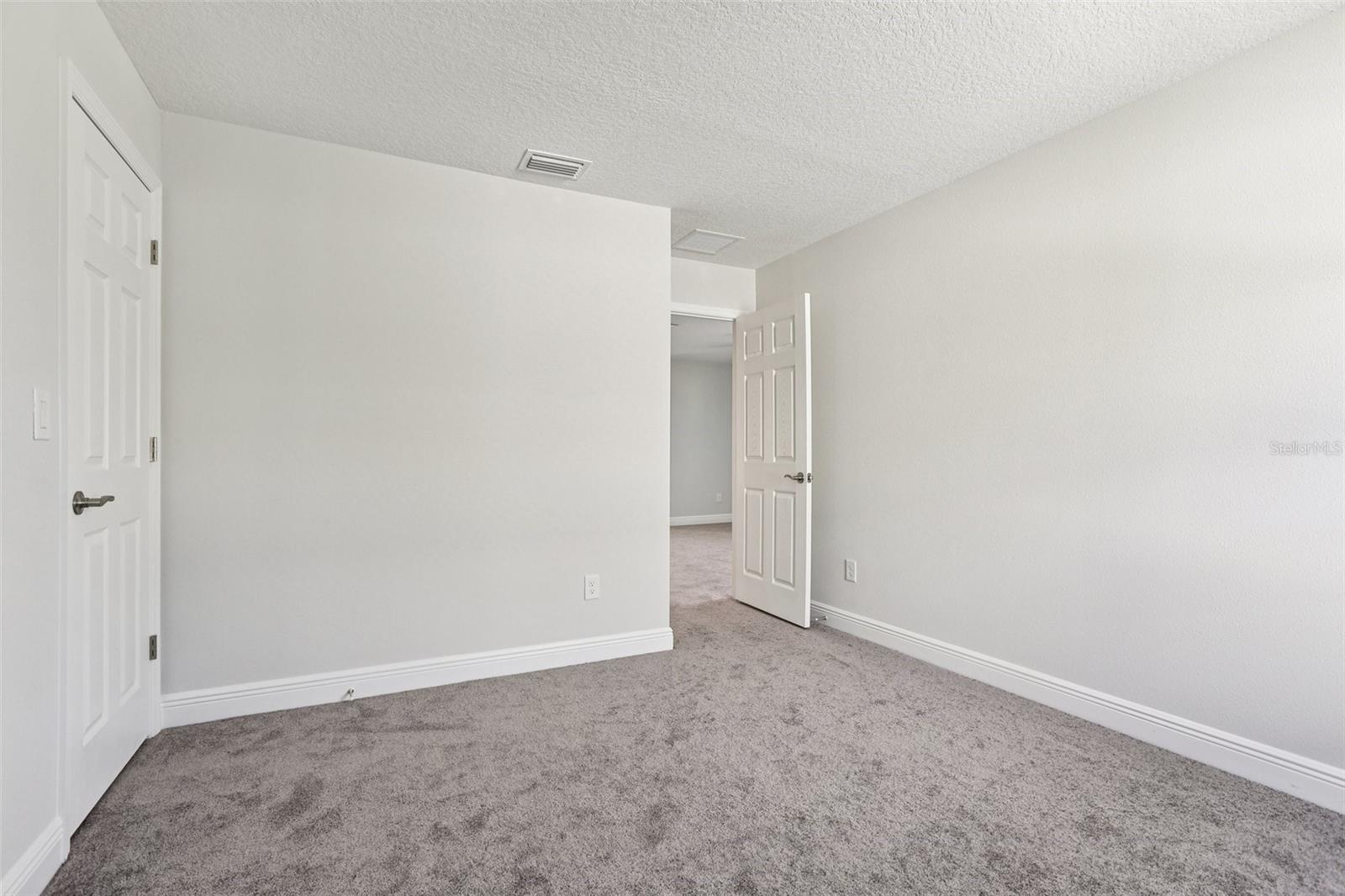 Listing photo id 28 for 14733 Gallop Run Drive