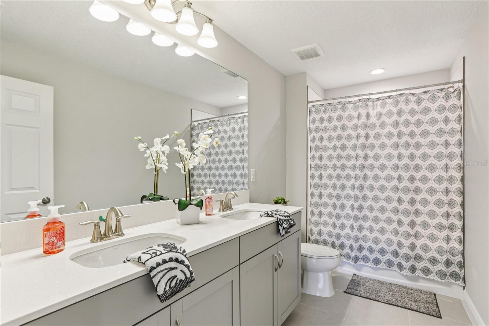 Listing photo id 29 for 14733 Gallop Run Drive