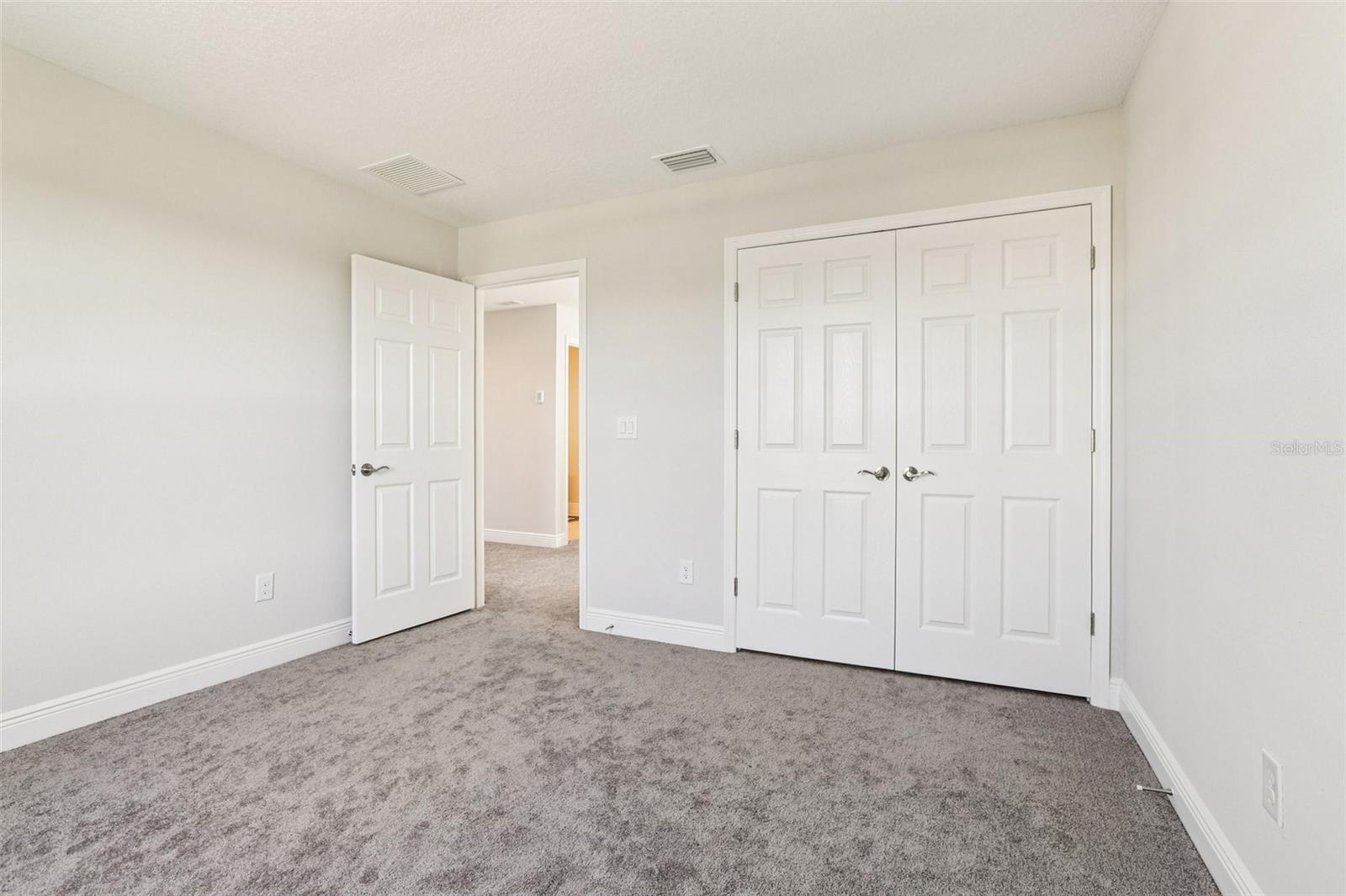 Listing photo id 31 for 14733 Gallop Run Drive